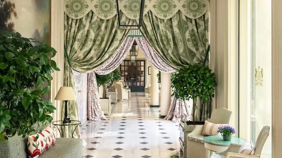 ルブリストル パリ　ホテルのエレガンス